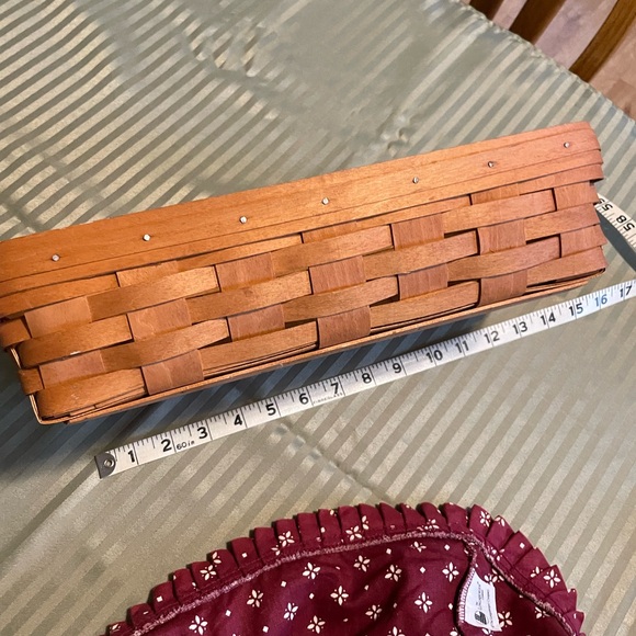 Longaberger Woven Basket with Burgundy Fabric Liner - Picture 6 of 12